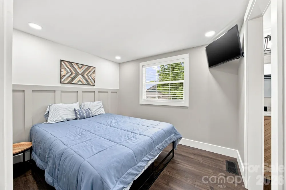 151 Dogwood Circle New London, NC 28127
