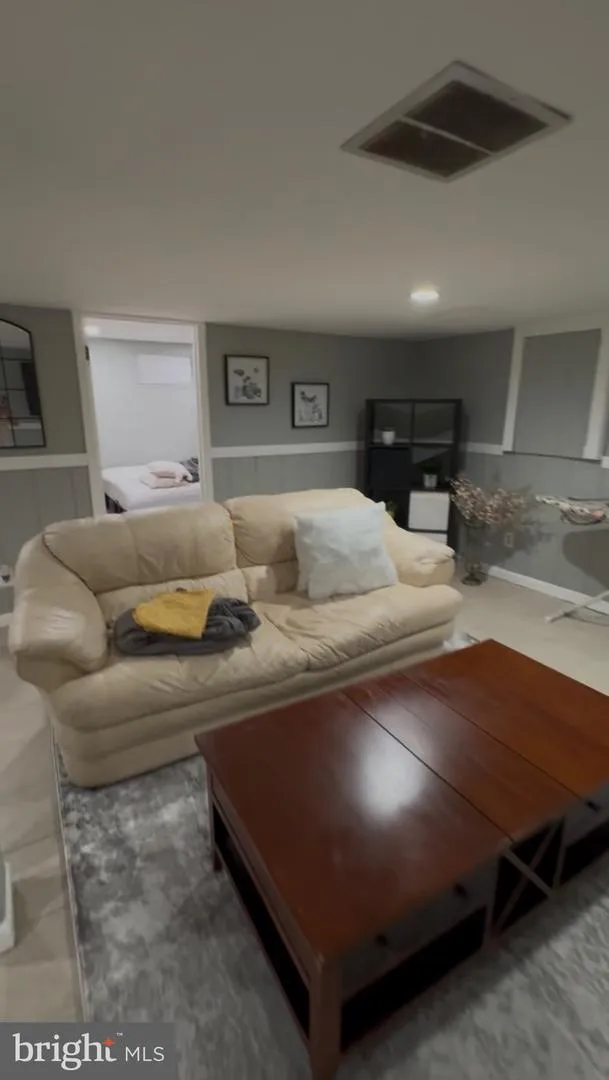 5710 DANNYS PL Alexandria, VA 22311