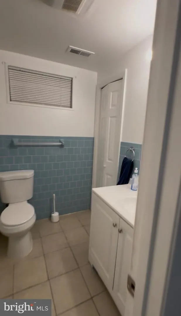 5710 DANNYS PL Alexandria, VA 22311
