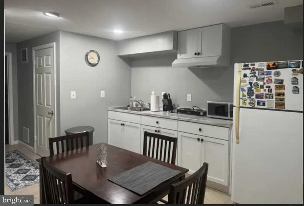 5710 DANNYS PL Alexandria, VA 22311