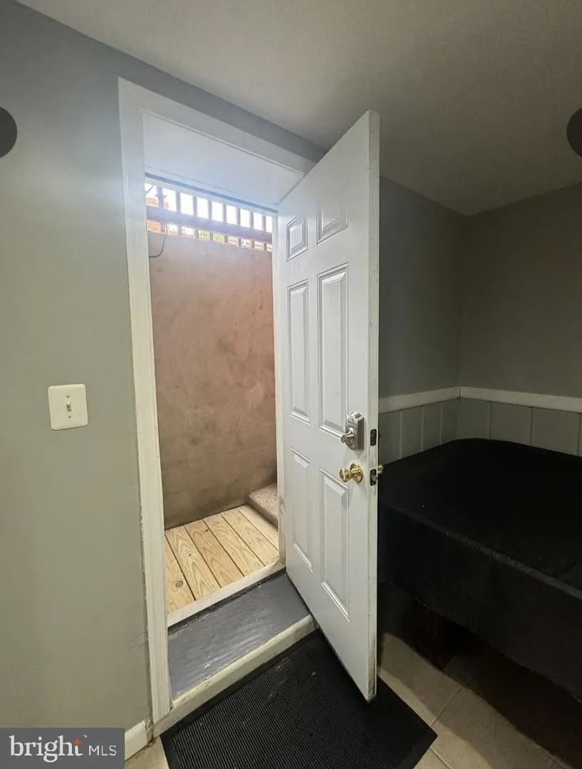 5710 DANNYS PL Alexandria, VA 22311