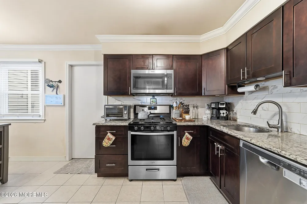 8 Cooper Court Freehold, NJ 07728
