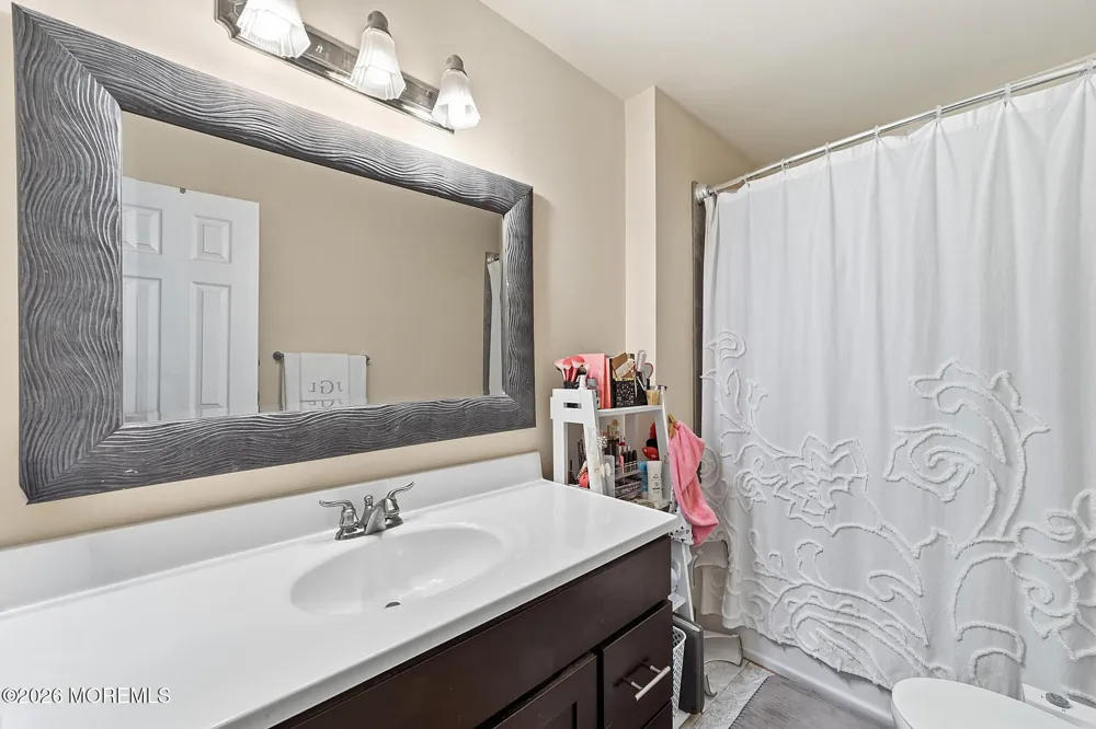 8 Cooper Court Freehold, NJ 07728