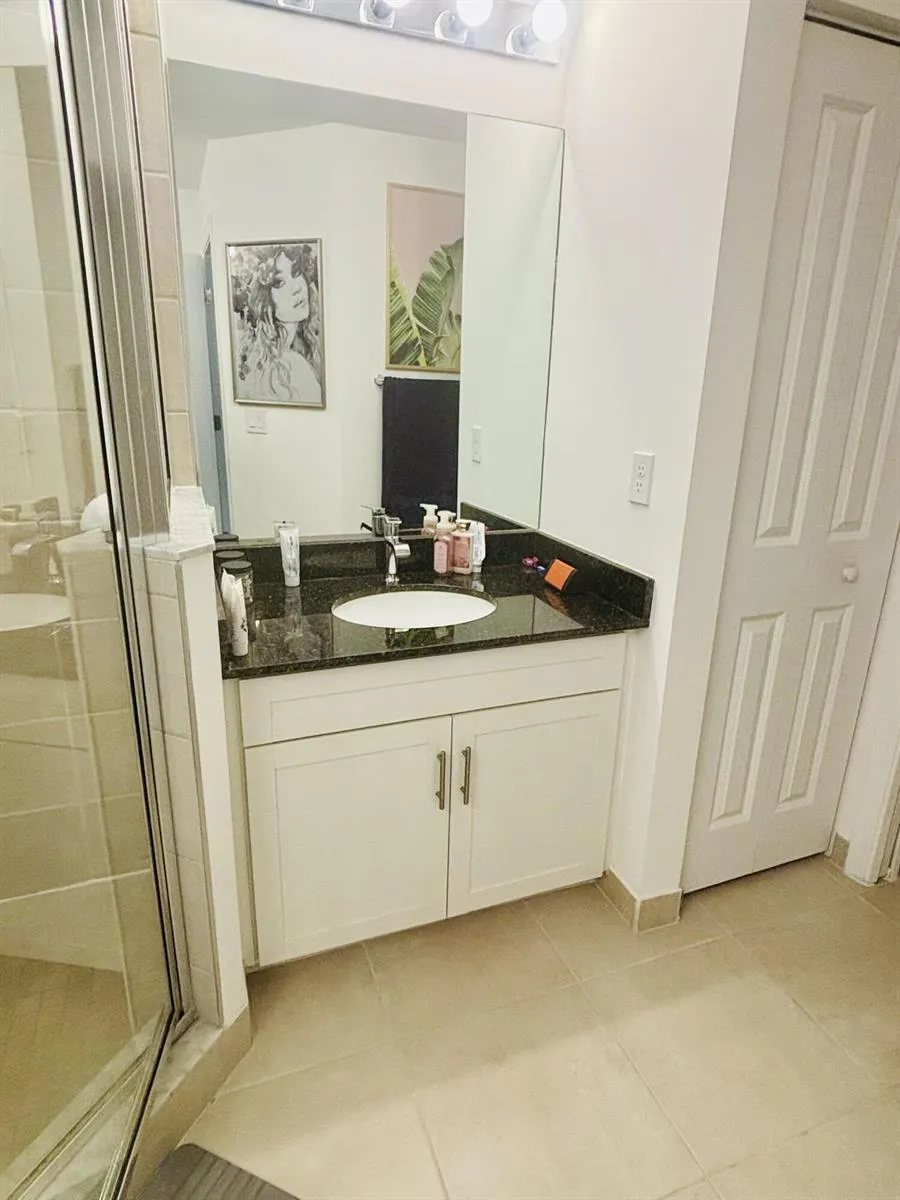2132 NW 6TH STREET Fort Lauderdale, FL 33311