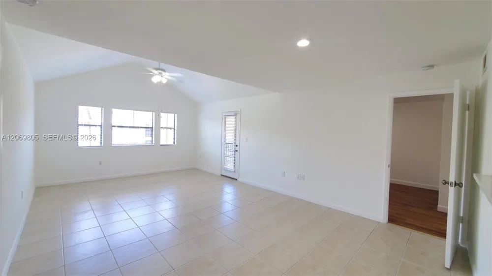 10500 SW 155th Ct #1022 Miami, FL 33196