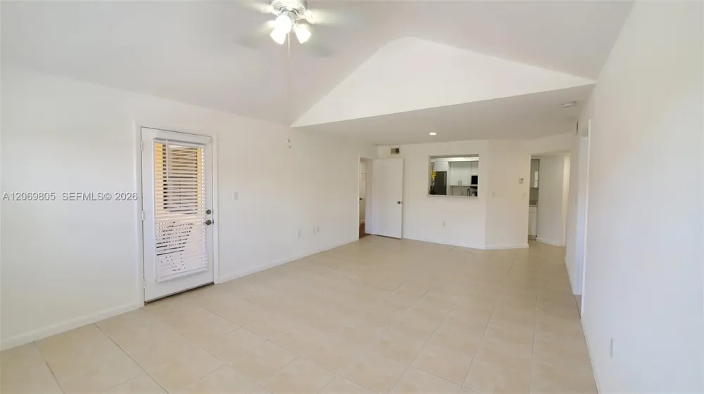 10500 SW 155th Ct #1022 Miami, FL 33196