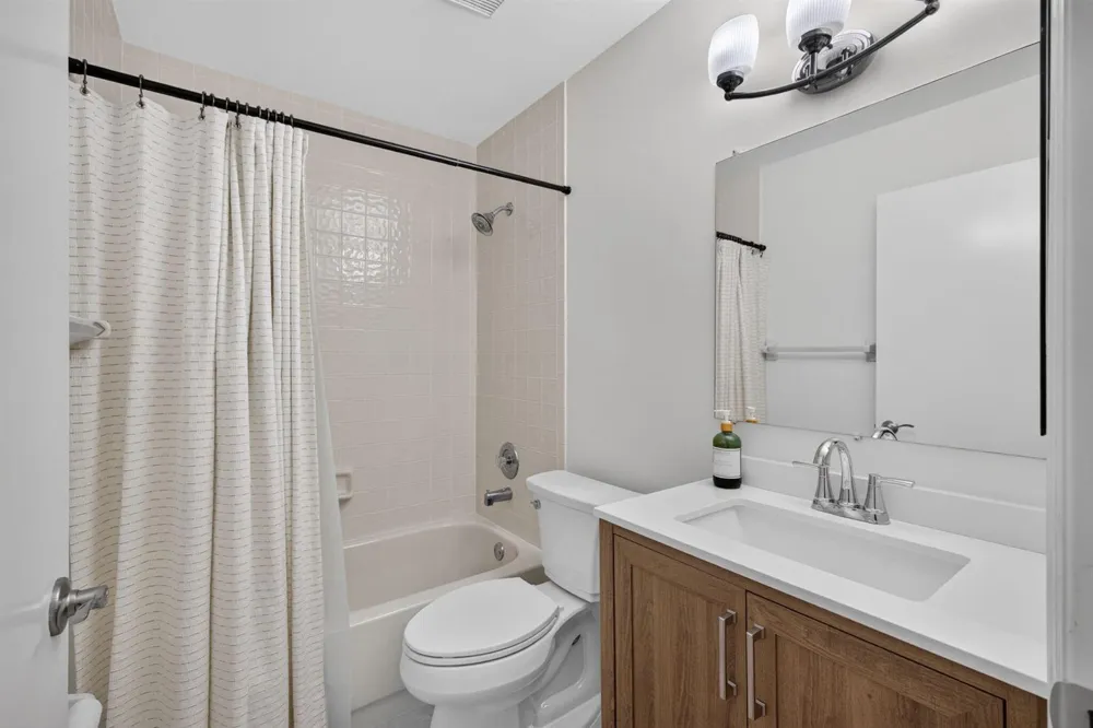 2339 Treasure Isle Drive #44 Palm Beach Gardens, FL 33410