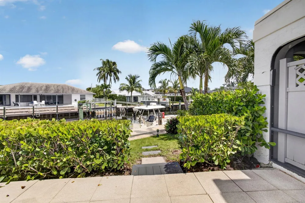 2339 Treasure Isle Drive #44 Palm Beach Gardens, FL 33410