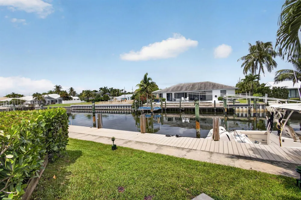 2339 Treasure Isle Drive #44 Palm Beach Gardens, FL 33410