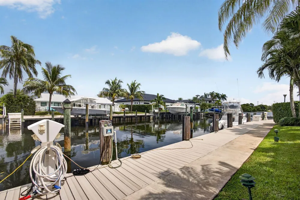 2339 Treasure Isle Drive #44 Palm Beach Gardens, FL 33410