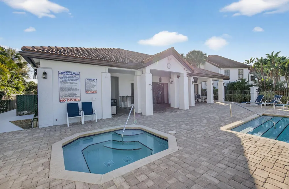 2339 Treasure Isle Drive #44 Palm Beach Gardens, FL 33410