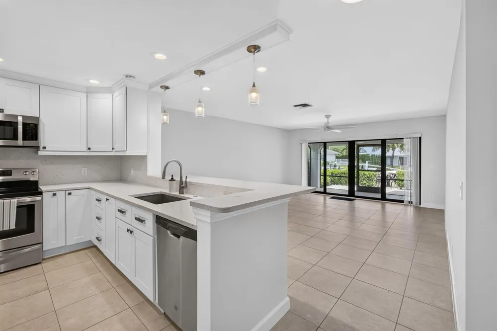 2339 Treasure Isle Drive #44 Palm Beach Gardens, FL 33410