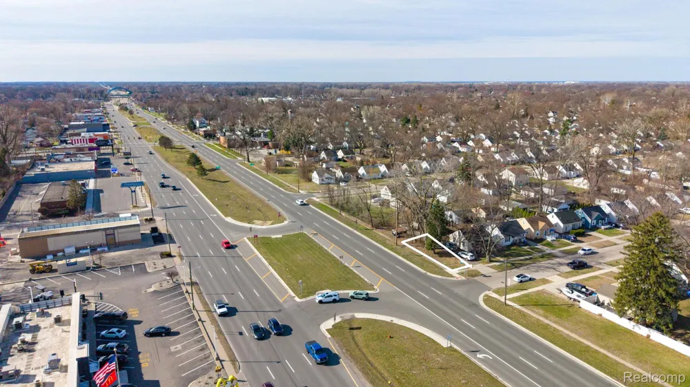 Telegraph Dearborn Heights City, MI 48125