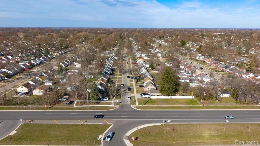 Telegraph Dearborn Heights City, MI 48125