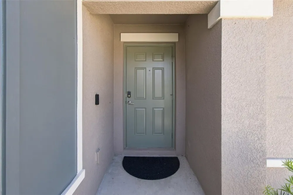 34701 RAINVILLE LOOP Zephyrhills, FL 33541