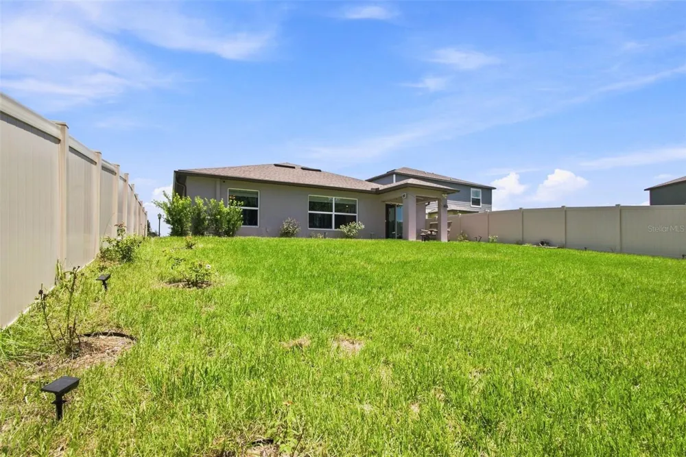 34701 RAINVILLE LOOP Zephyrhills, FL 33541