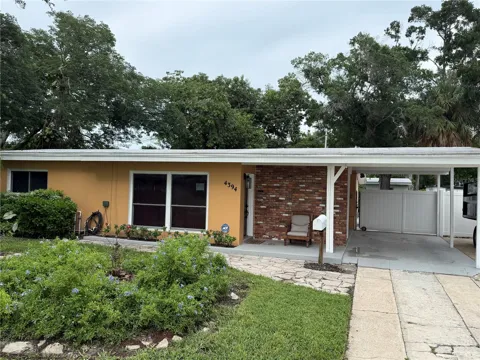 4394 POMPANO DRIVE SE