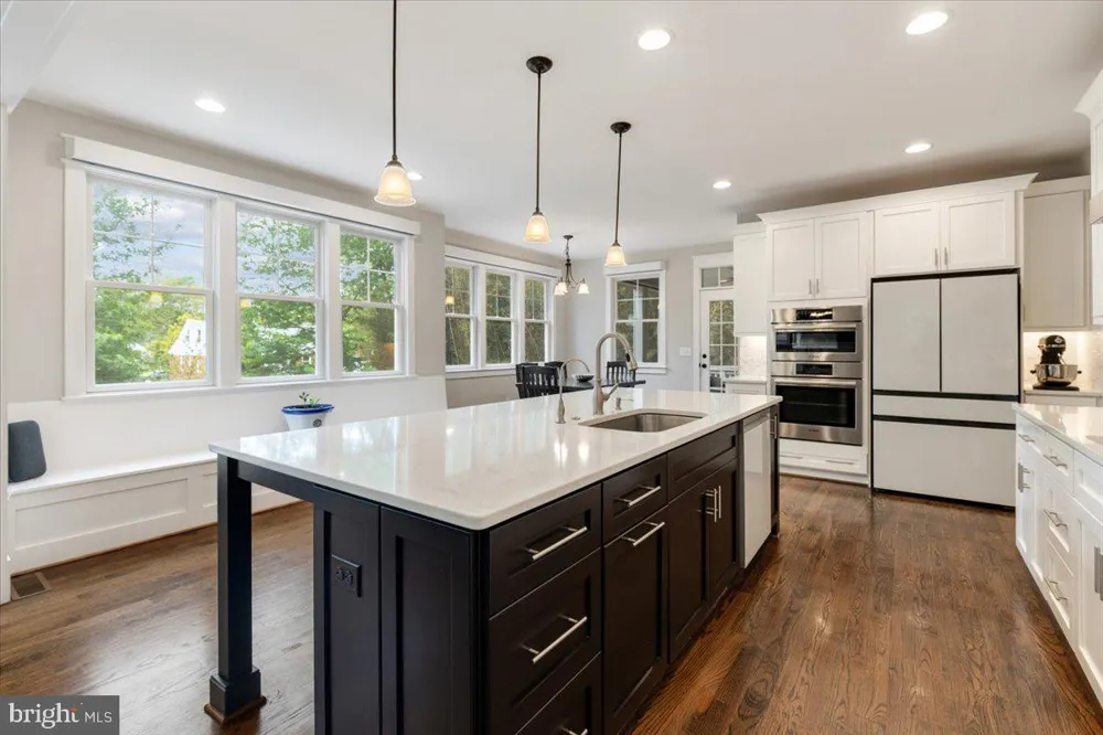 6619 BYRNES DRIVE Mclean, VA 22101