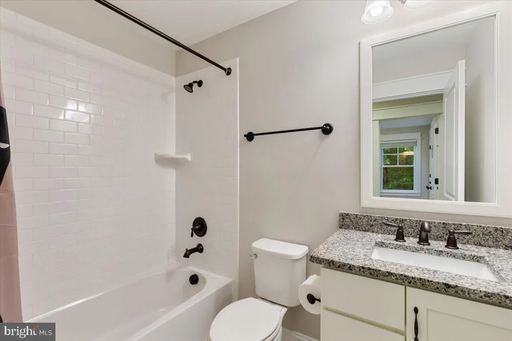 6619 BYRNES DRIVE Mclean, VA 22101