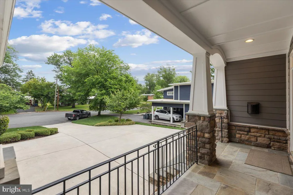 6619 BYRNES DRIVE Mclean, VA 22101