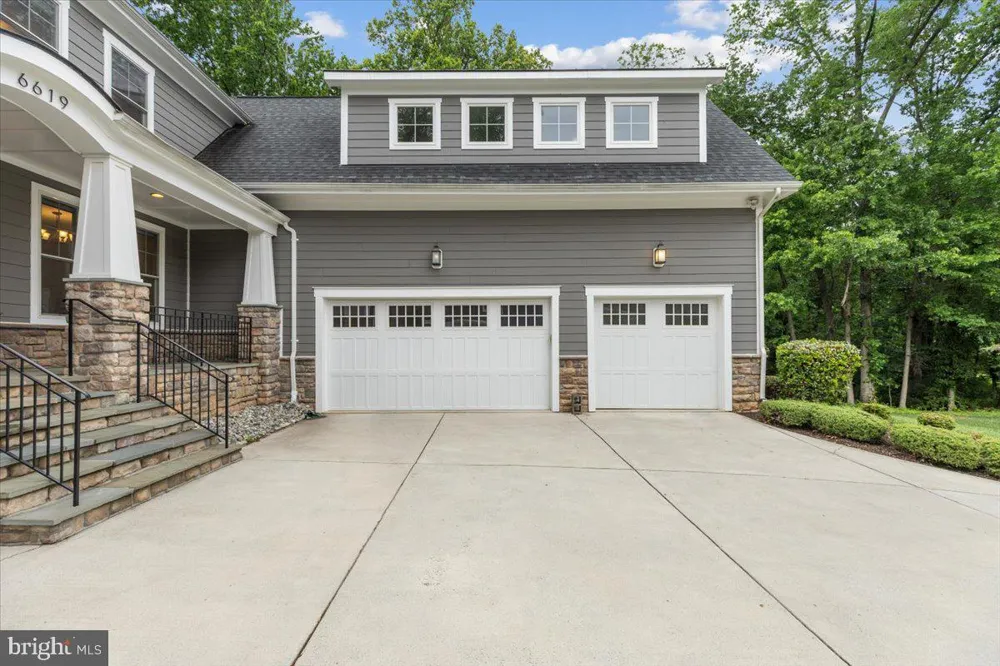 6619 BYRNES DRIVE Mclean, VA 22101