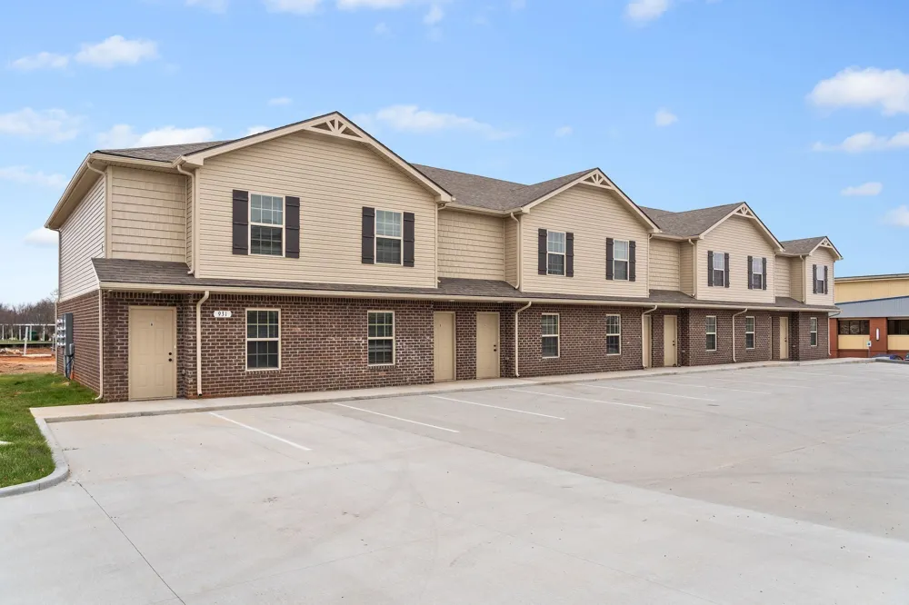 931 Professional Park Dr #3D Clarksville, TN 37040