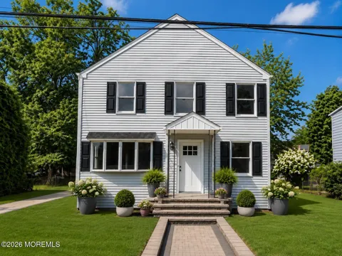 18 Maple Avenue #A