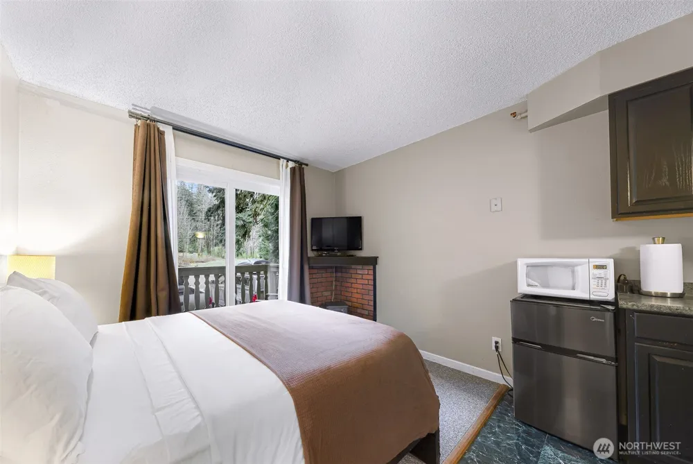 10433 Mt Baker Highway #1021A Glacier, WA 98244