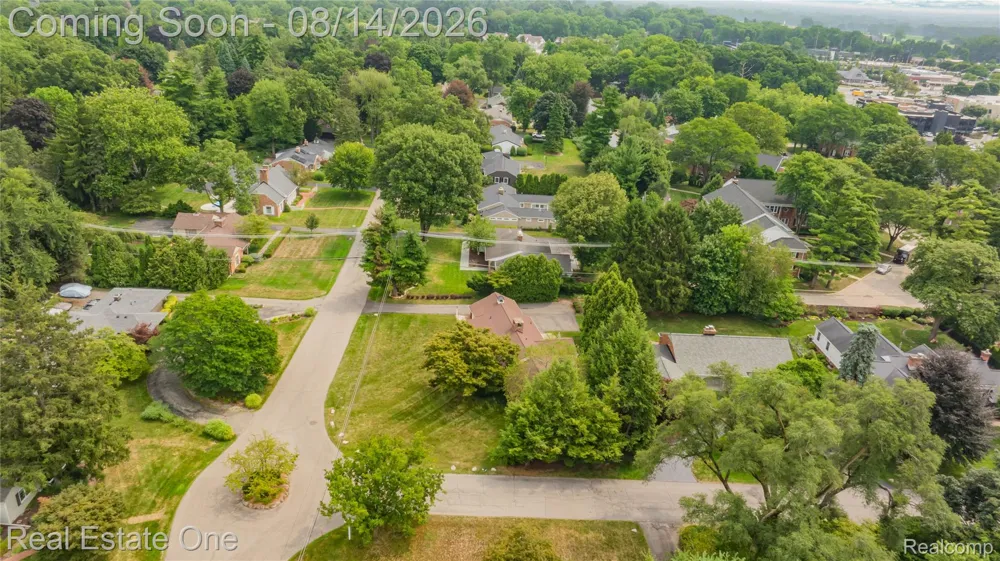 4195 Orchard Way Bloomfield Charter Township, MI 48301