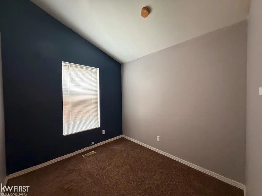 1329 E Decamp Street Burton City, MI 48529