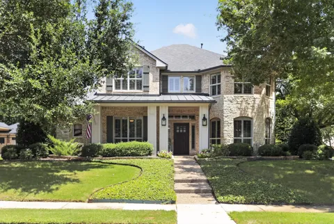 323 Bramble Woods