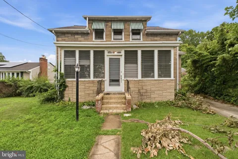 1350 CEDAR LANE