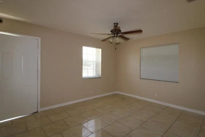 1412 W 6TH STREET Riviera Beach, FL 33404