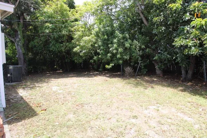 1412 W 6TH STREET Riviera Beach, FL 33404