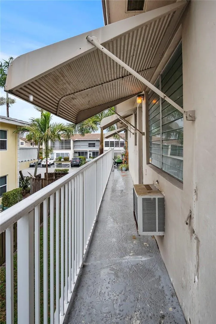 2130 NE 42ND COURT #8 Lighthouse Point, FL 33064