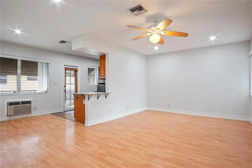 2130 NE 42ND COURT #8 Lighthouse Point, FL 33064