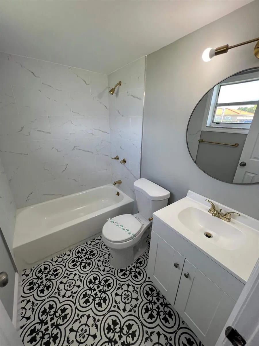 2605 NW 135TH STREET #208 Opa-Locka, FL 33167