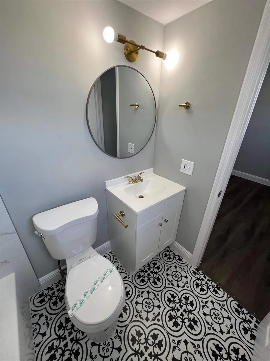 2605 NW 135TH STREET #208 Opa-Locka, FL 33167