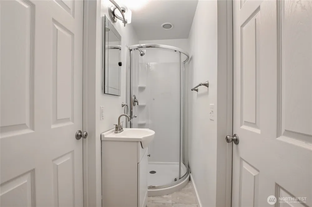 21815 6th Avenue W Bothell, WA 98021