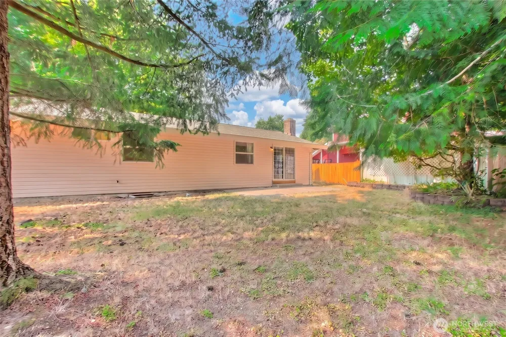 21815 6th Avenue W Bothell, WA 98021