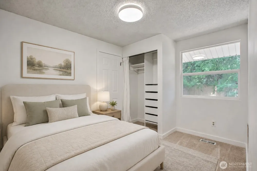 21815 6th Avenue W Bothell, WA 98021