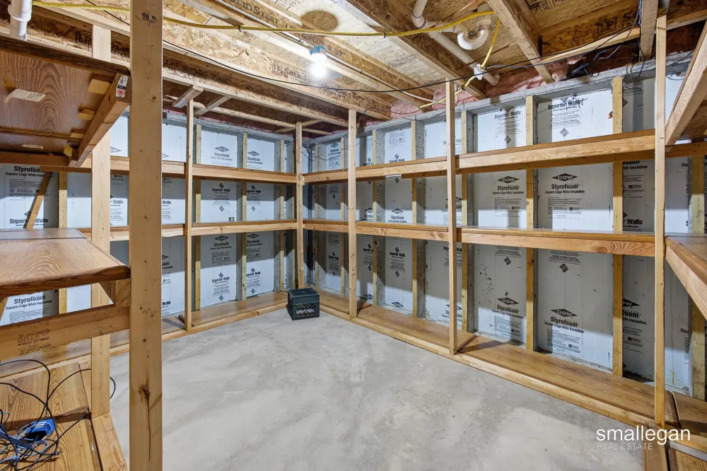 2959 Coppergrove Drive NE Grand Rapids Charter Township, MI 49525