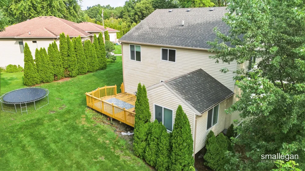 2959 Coppergrove Drive NE Grand Rapids Charter Township, MI 49525