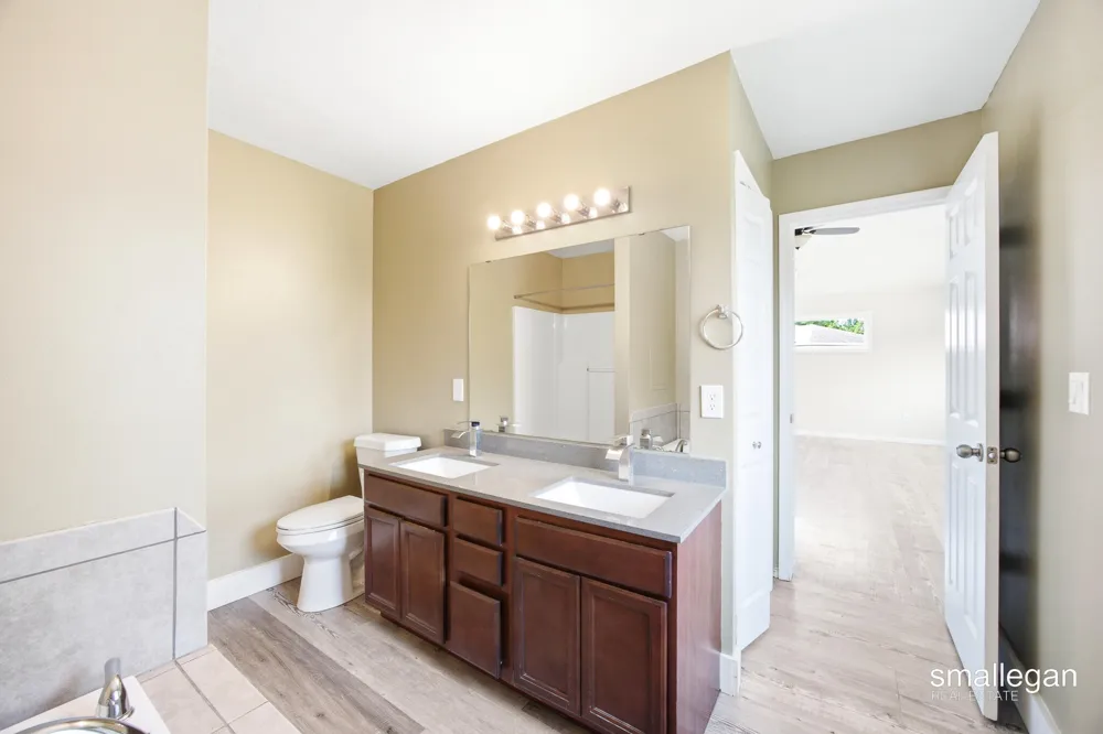 2959 Coppergrove Drive NE Grand Rapids Charter Township, MI 49525