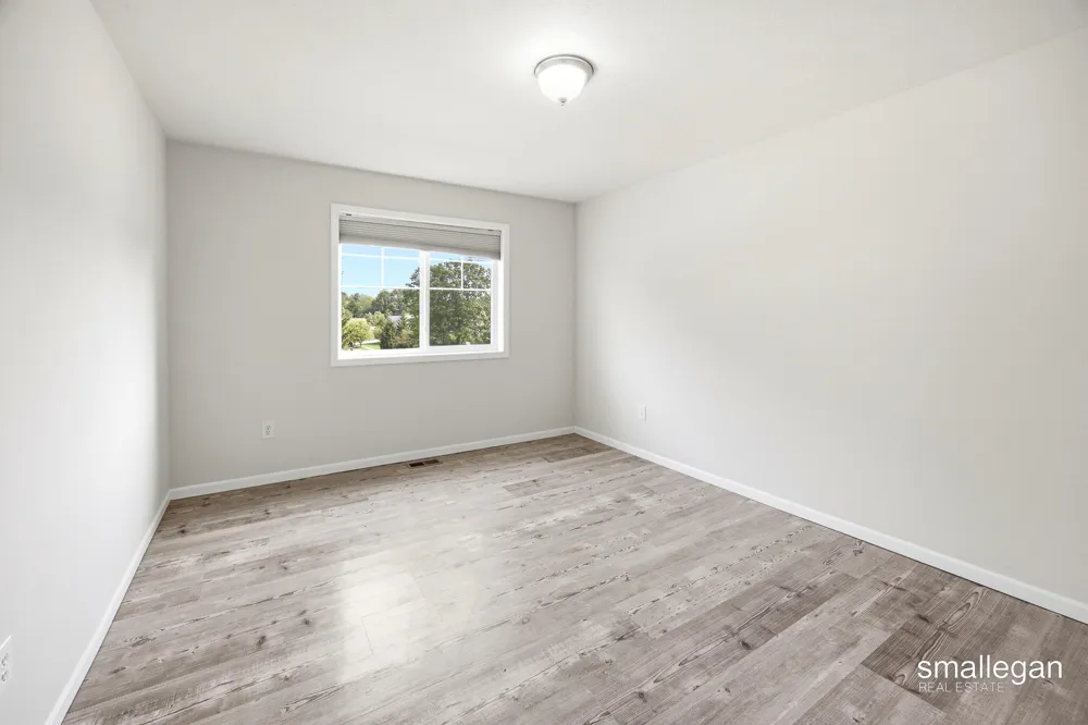 2959 Coppergrove Drive NE Grand Rapids Charter Township, MI 49525