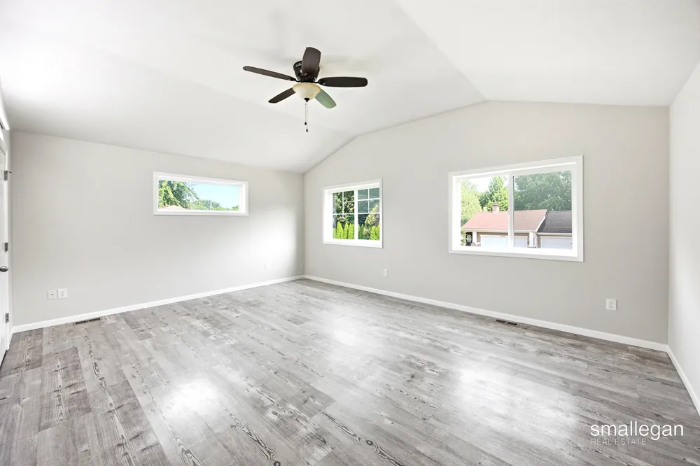 2959 Coppergrove Drive NE Grand Rapids Charter Township, MI 49525