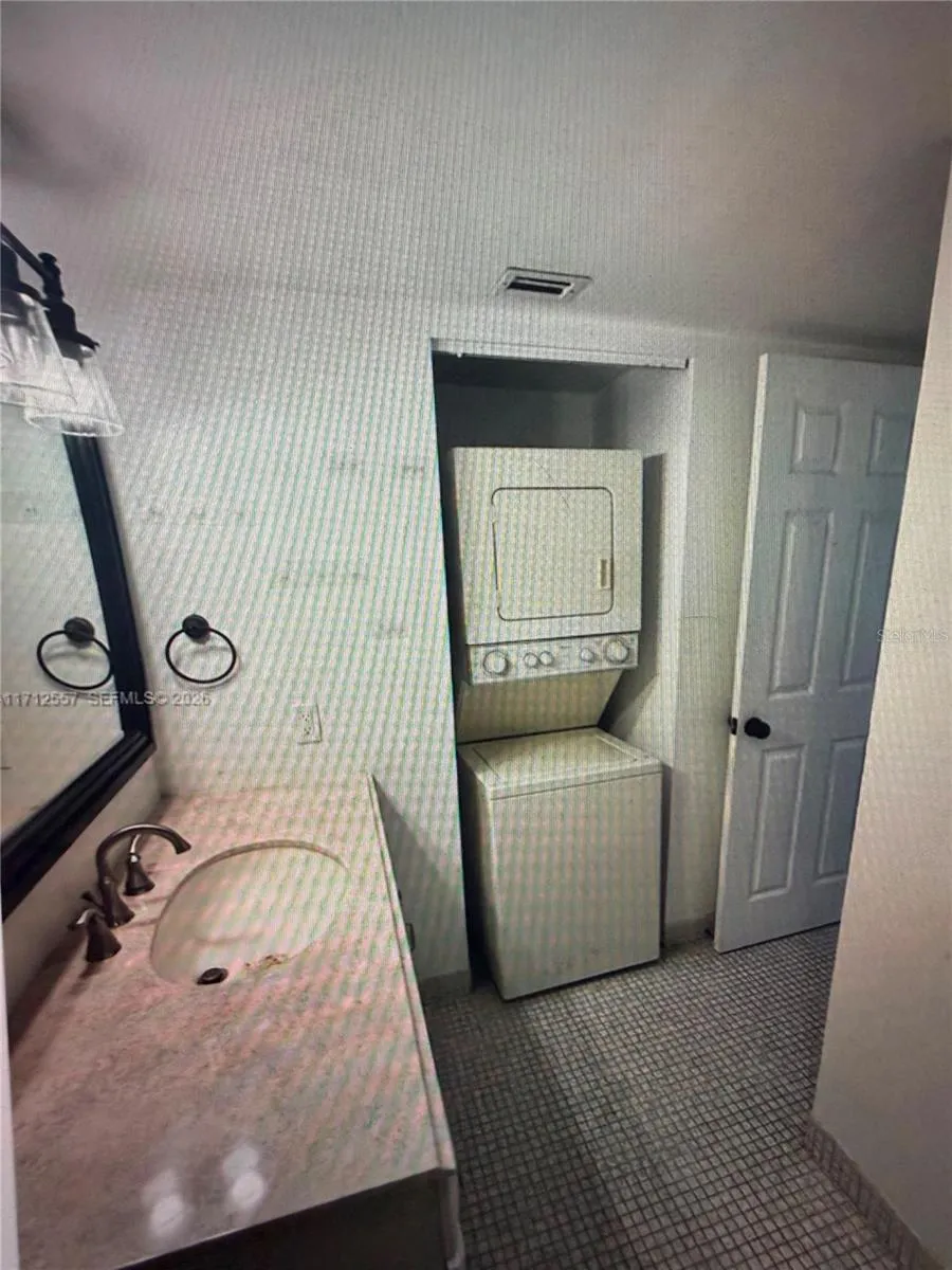4241 NW 19TH STREET #170 Lauderhill, FL 33313