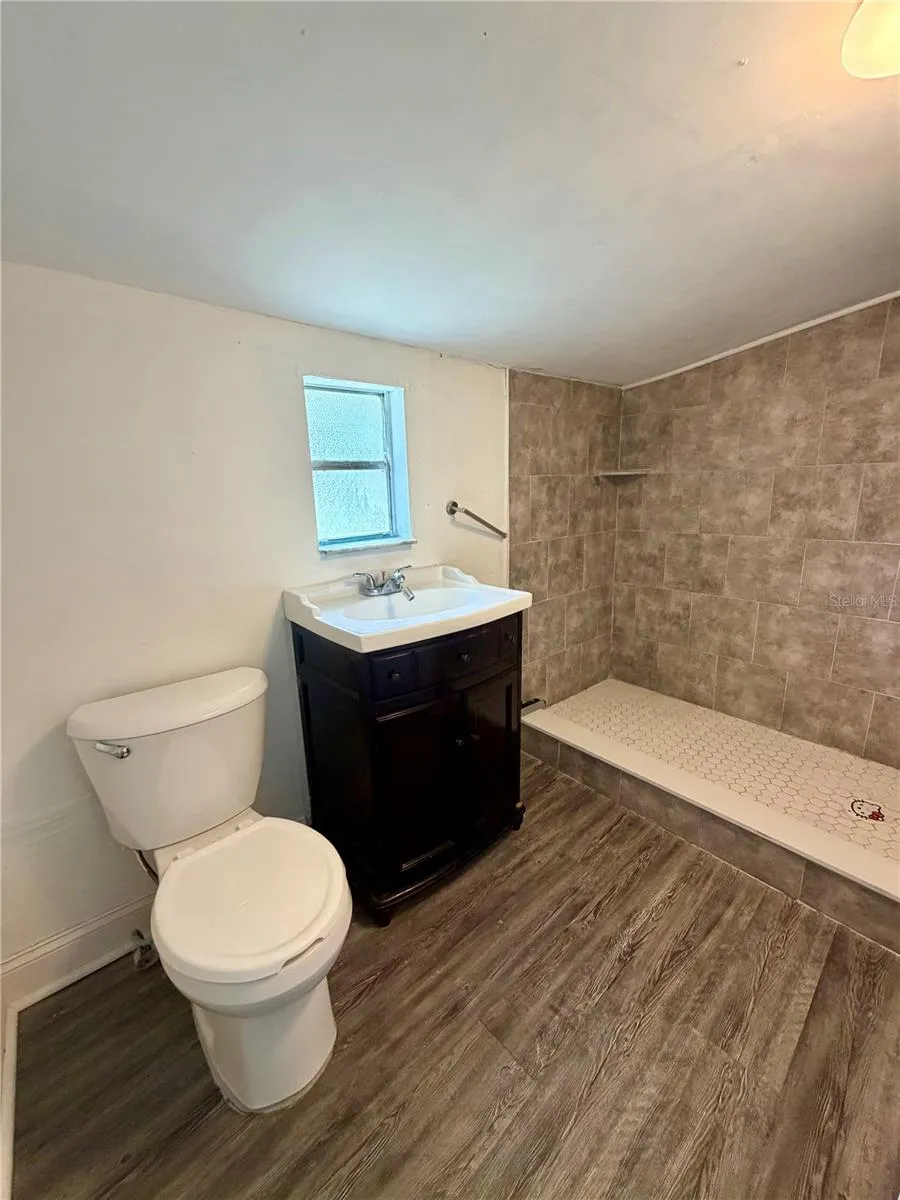 1239 AVENUE K Haines City, FL 33844