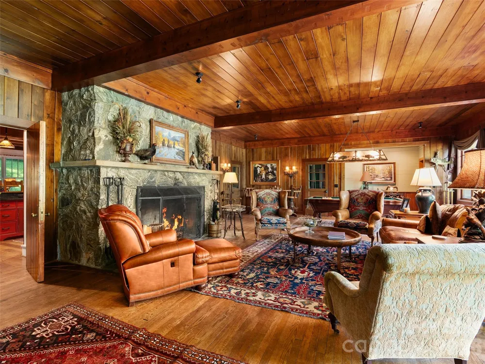 470 & 482 East Fork Road Canton, NC 28716