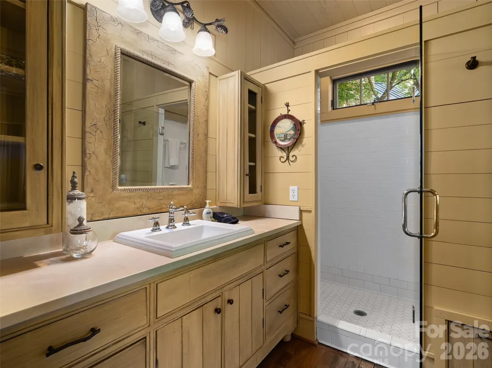 470 & 482 East Fork Road Canton, NC 28716